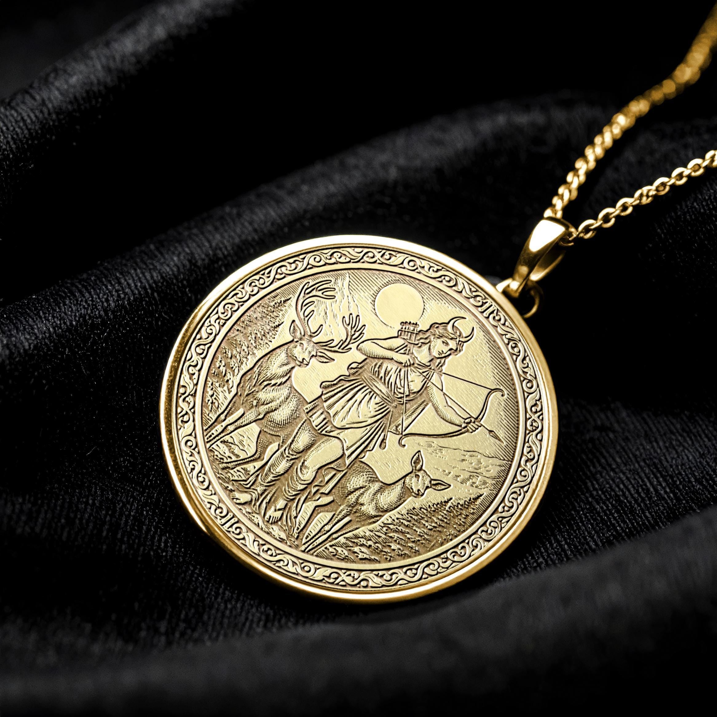 Artemis Goddess of Moon Strength Pendant -573