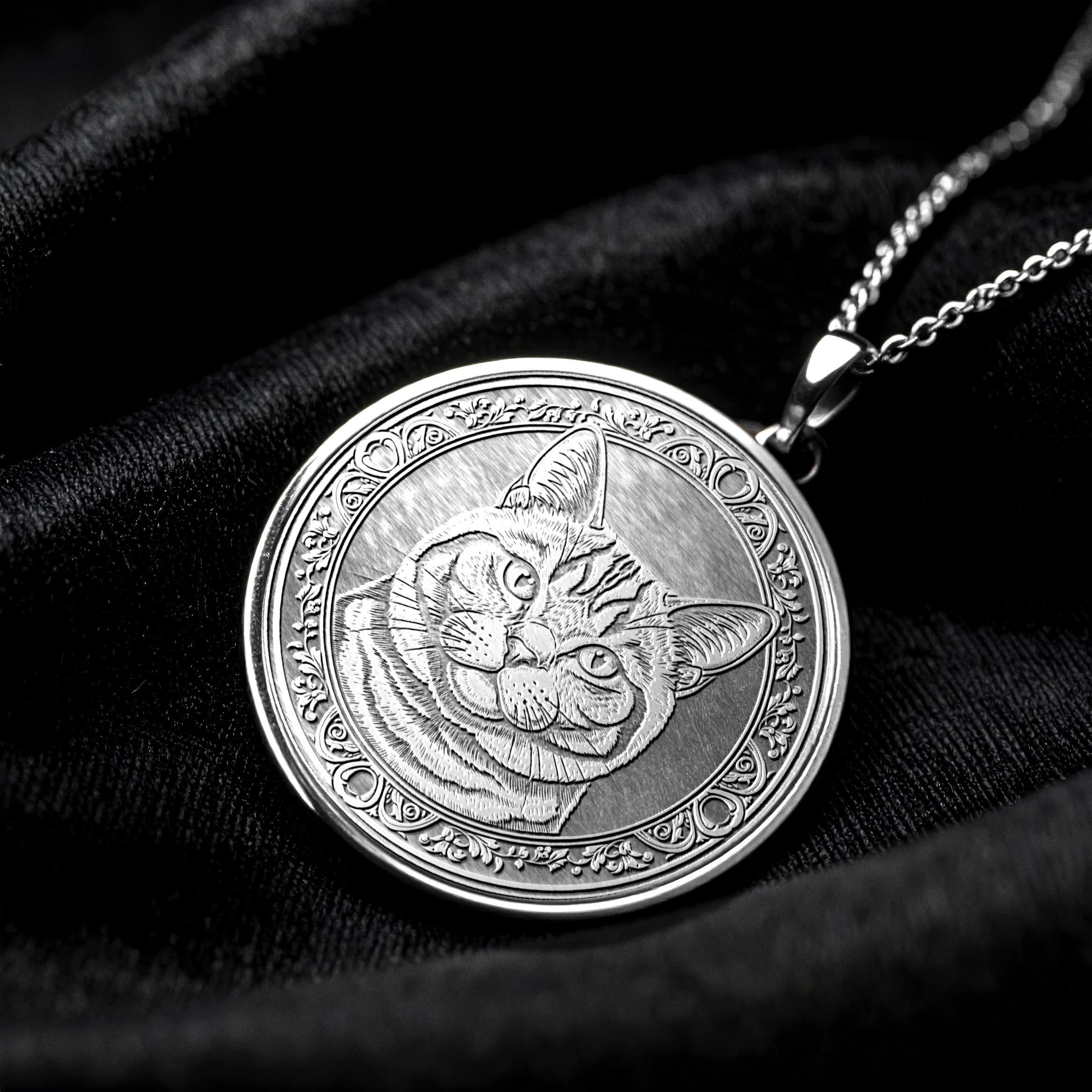 14K Gold British Shorthair Cat Necklace, Handmade Round Cat Coin Pendant -190